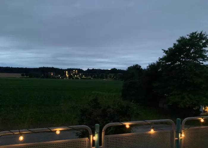 Stilvolles Ferienapartment Am Thermalbad Mit Blick In Die Natur